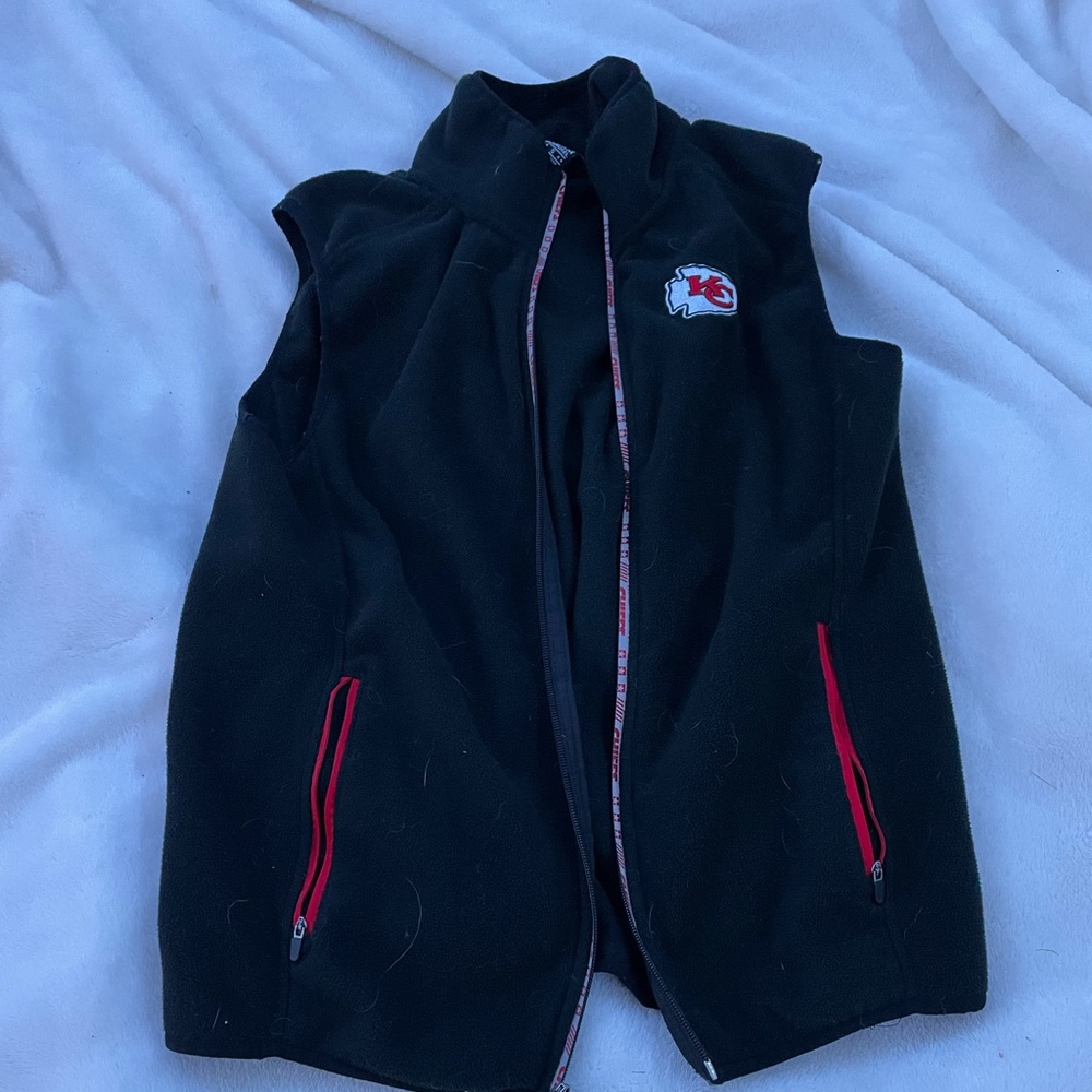 Chiefs vest. Worn less than a handful of times.